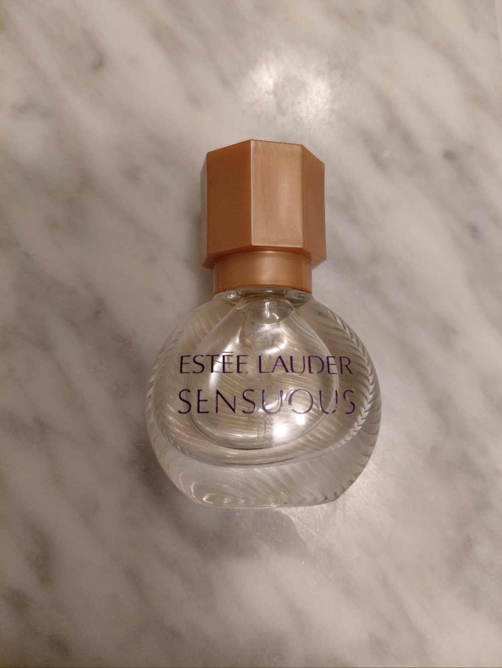 Sensuous by Estee Lauder 4ml Spray Travel size - Picture 2 of 6